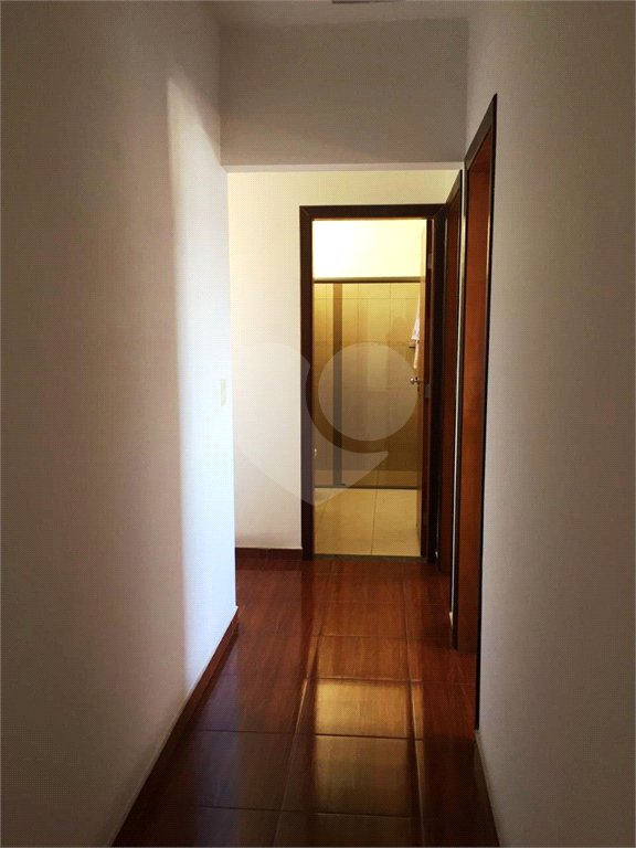 Casa à venda com 3 quartos, sendo 1 suíte, no condomínio Coelho III, São Paulo - SP