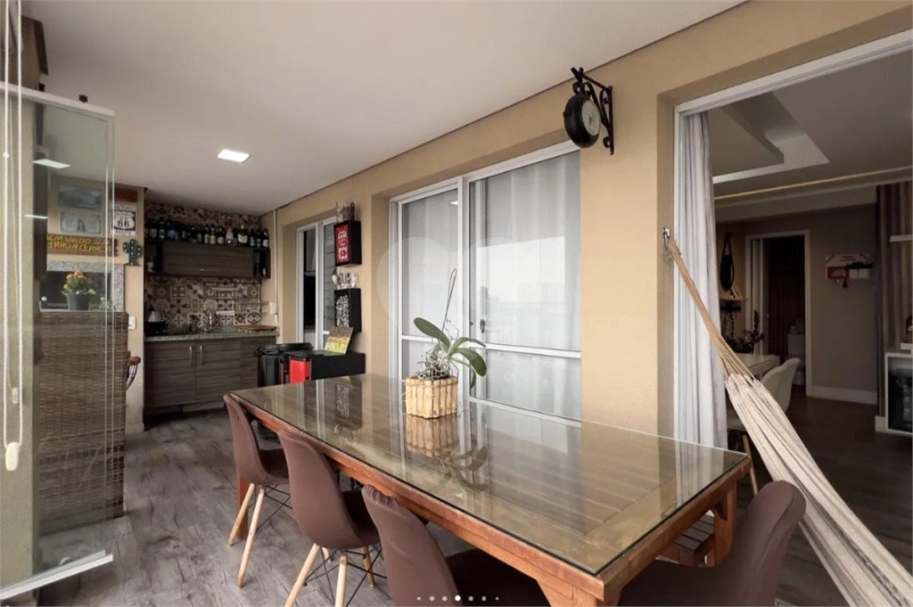 Apartamento à venda com 4 quartos, sendo 2 suítes, em Vila Augusta, Guarulhos, SP