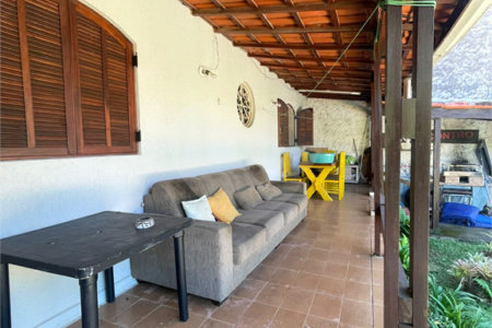 Casa à venda com 2 quartos, sendo 1 suíte, em Retiro das Fontes, Atibaia, SP
