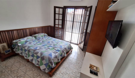 Casa à venda com 4 quartos no Centro, Peruíbe, SP
