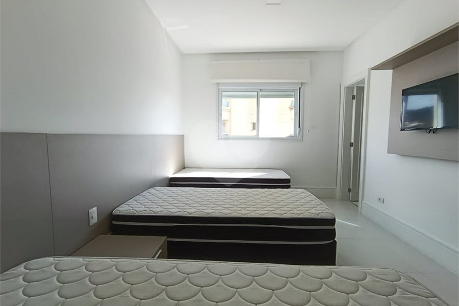Apartamento para alugar com 3 suítes em Jardim Virgínia, Guarujá, SP