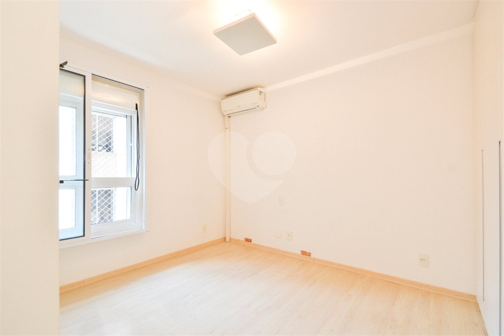 Duplex à venda com 3 suítes em Jardim Paulista, São Paulo, SP