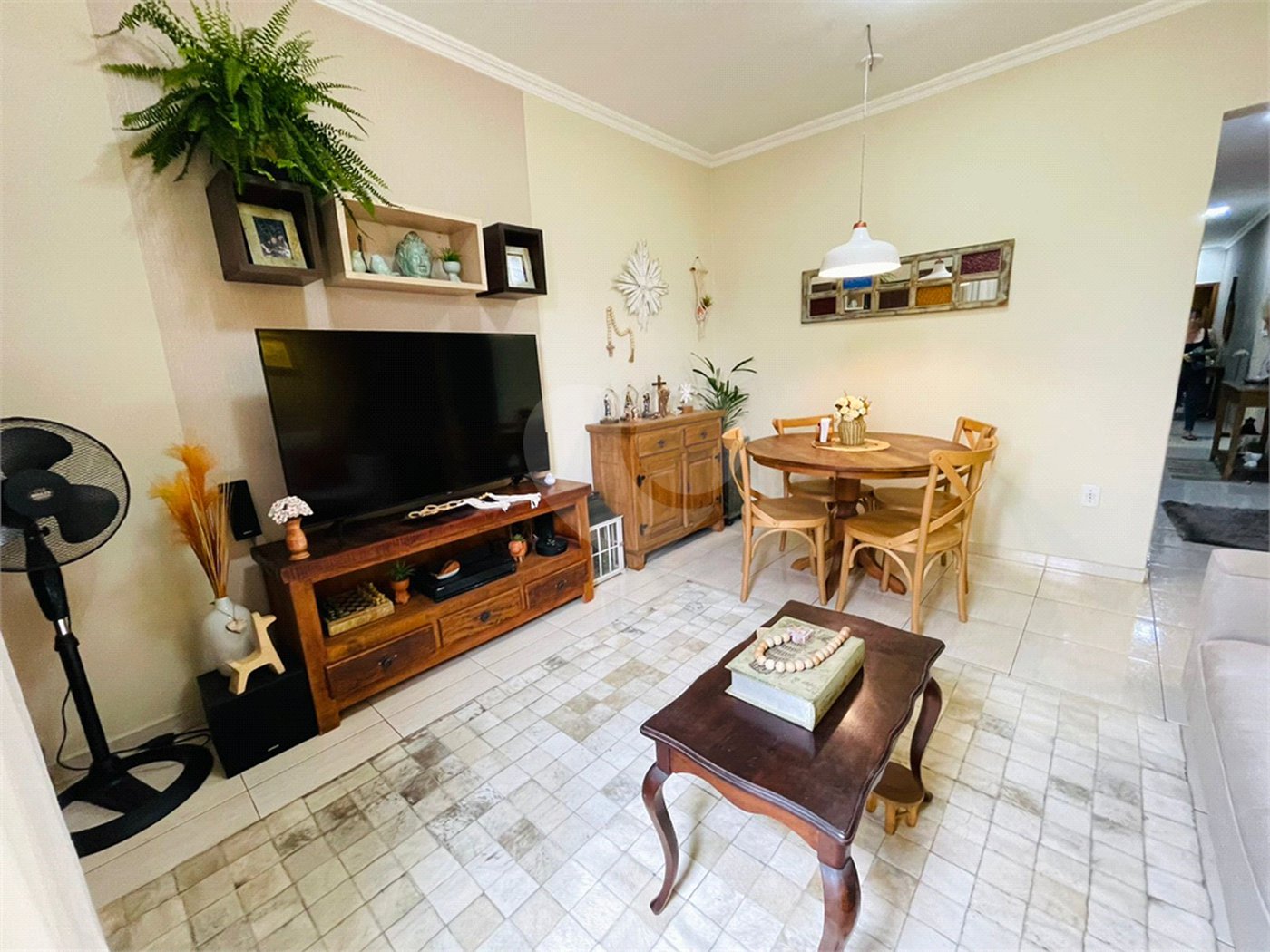 Casa à venda com 2 quartos, sendo 1 suíte, em Vila Olímpia, Sorocaba, SP