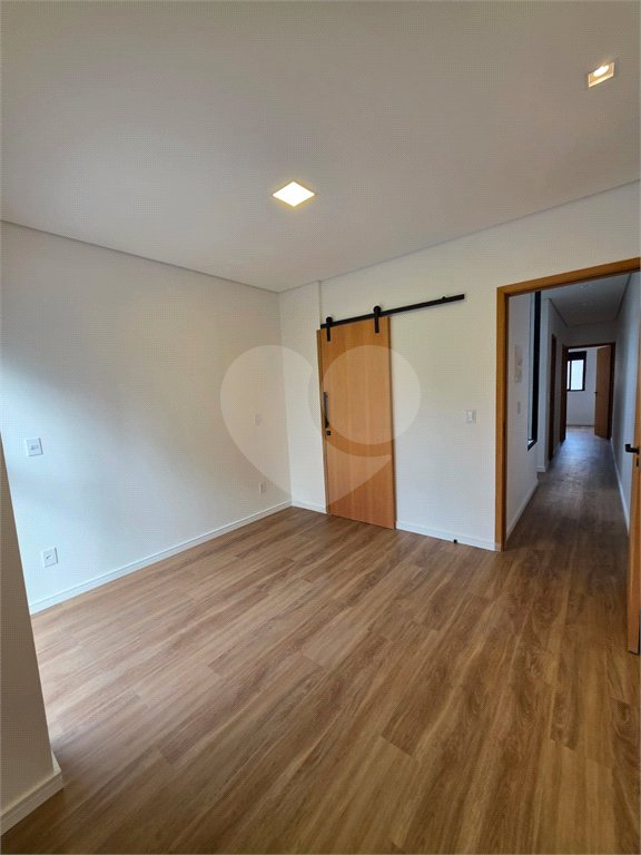 Sobrado à venda com 3 quartos, sendo 1 suíte, em Vila Gumercindo, São Paulo, SP