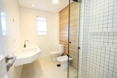 Apartamento para alugar com 3 quartos, sendo 1 suíte, em Granja Julieta, São Paulo, SP
