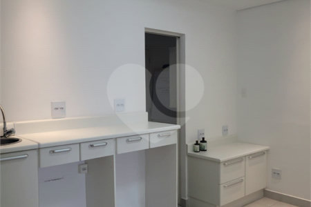 Sala Comercial - Office Premium - Indaiatuba - Venda - Torre Corporate - 7º andar - Complexo Office Premium de 3 torres de salas comerciais, um shopping e um conjunto residencial. Sala sem os moveis das fotos, Dois subsolos de garagem, além de garagem no térreo. Área da unidade: 39,99m2