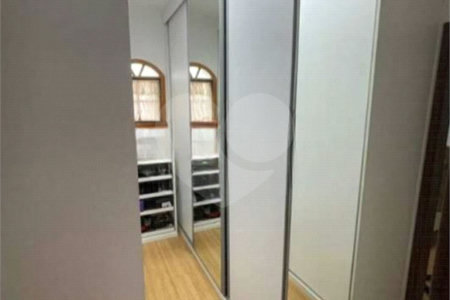 Sobrado à venda com 4 quartos, sendo 2 suítes, em Vila Maria Alta, São Paulo, SP
