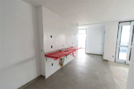 Apartamento à venda com 3 suítes em Vila Firmiano Pinto, São Paulo, SP