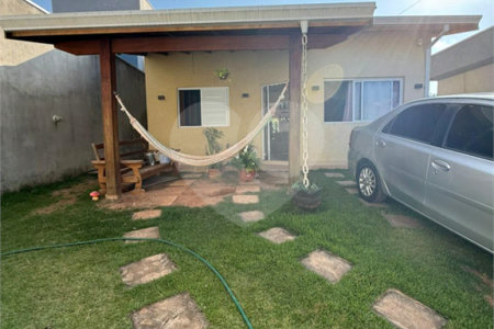 Casa à venda com 3 quartos, sendo 1 suíte, em Portão, Atibaia, SP