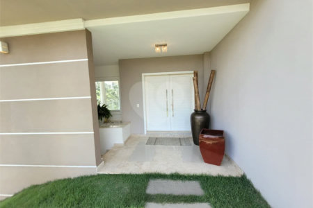 Casa à venda com 3 suítes no condomínio Colinas de Inhandjara, Itupeva - SP