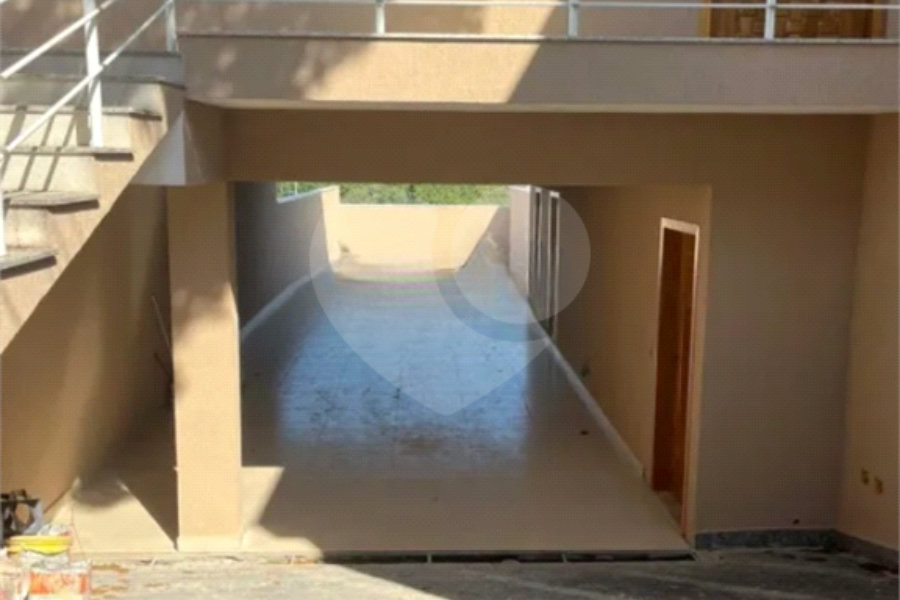 Sobrado à venda ou para alugar com 3 suítes em Vila Pedra Branca, São Paulo, SP