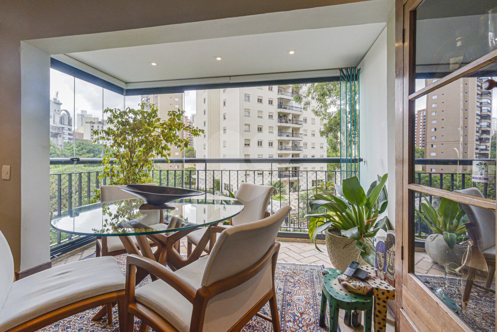 Duplex à venda com 4 quartos, sendo 2 suítes, em Vila Suzana, São Paulo, SP