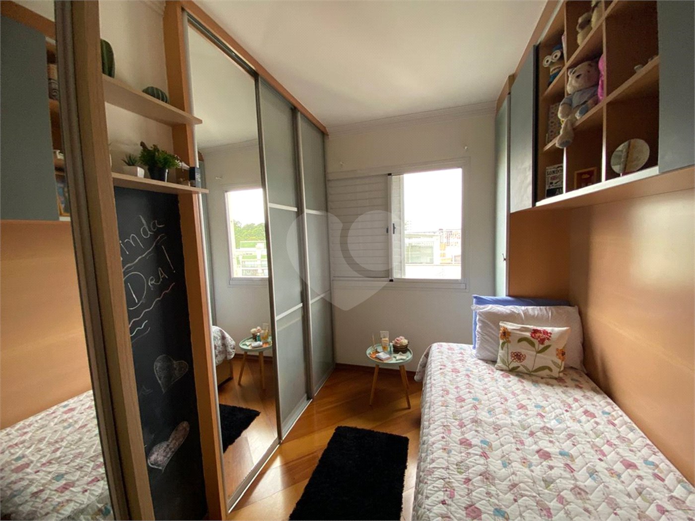 Cobertura à venda com 3 quartos, sendo 1 suíte,  em Cidade São Francisco, São Paulo, SP