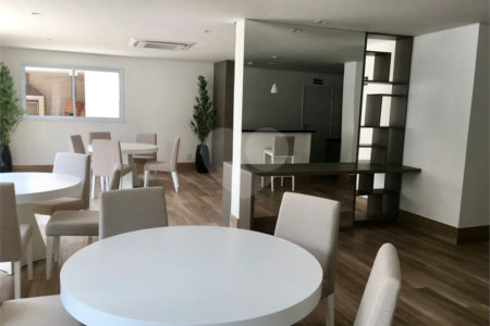 Apartamento à venda com 3 quartos, sendo 1 suíte,  em Jardim Belmar, Guarujá, SP