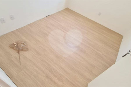 Apartamento à venda com 2 quartos em Parque Ipê, São Paulo, SP
