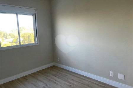 Apartamento à venda com 2 quartos em Parque Imperial, Ferraz de Vasconcelos, SP