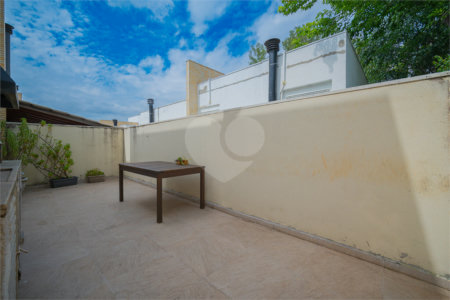 Casa à venda com 3 quartos, sendo 1 suíte,  no condomínio Queluz Vita - Casas, Cotia - SP