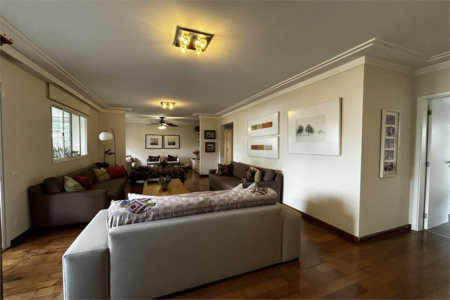 Apartamento para alugar com 3 suítes em Vila Romana, São Paulo, SP