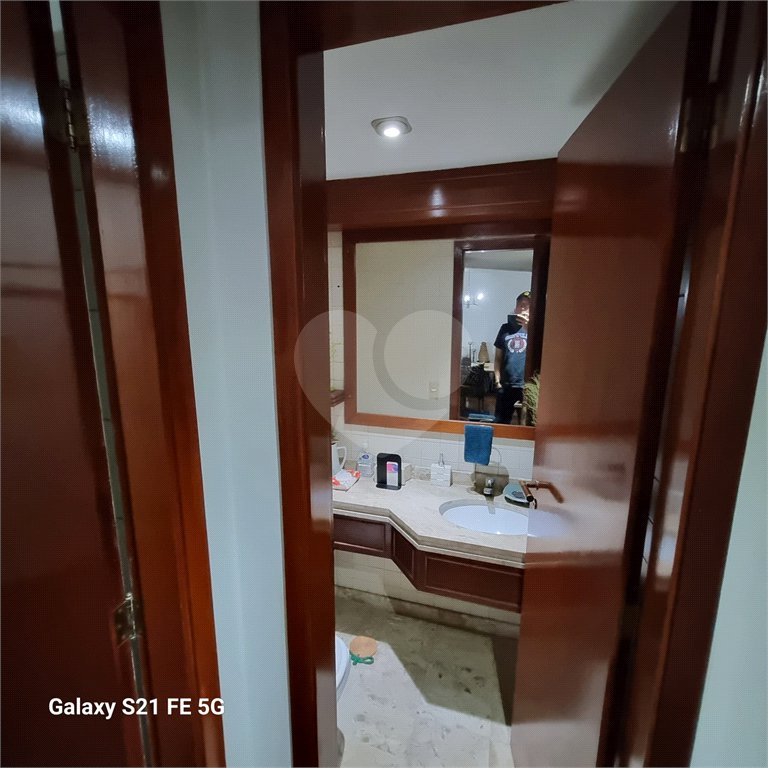 Apartamento à venda com 3 quartos, sendo 1 suíte, em Indianópolis, São Paulo, SP