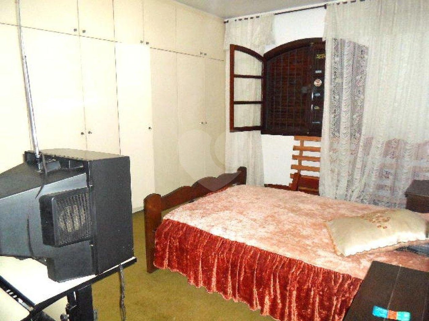 Sobrado à venda com 4 quartos, sendo 2 suítes, em Jardim Leonor Mendes de Barros, São Paulo, SP