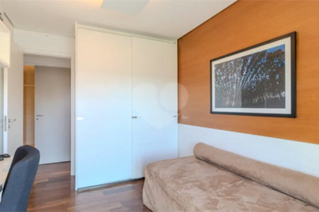 Apartamento à venda com 4 quartos, sendo 3 suítes, em Cidade Monções, São Paulo, SP