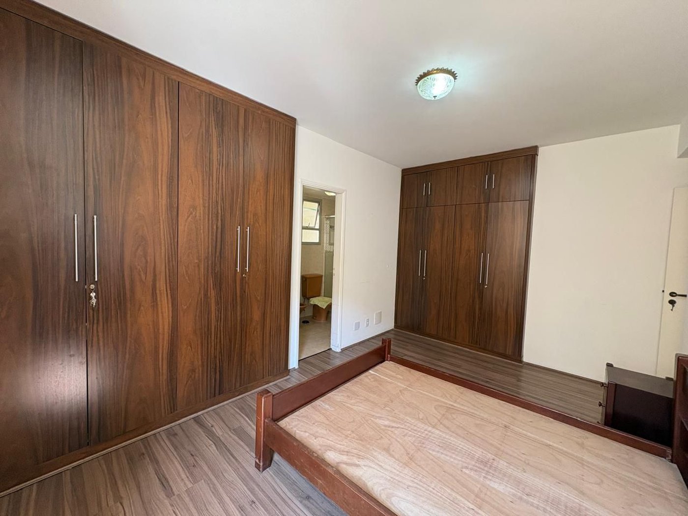 Apartamento com 3 dormitórios à venda, 135 m² por R$ 1.300.000,00 - Boqueirão - Santos/SP