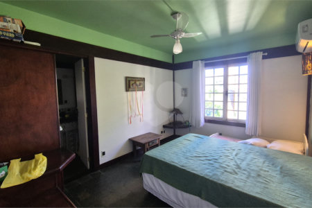 Casa em condomínio à venda com 4 quartos, sendo 3 suítes,  em Geribá, Armação dos Búzios, RJ