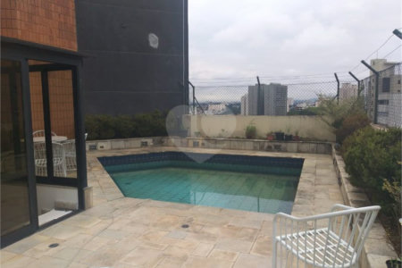 Apartamento à venda com 3 suítes em Vila Suzana, São Paulo, SP