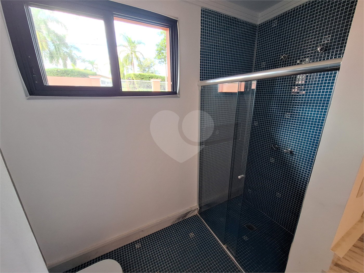 Casa à venda ou para alugar com 4 quartos, sendo 3 suítes, no condomínio Chácara Residencial Santa Maria, Votorantim - SP