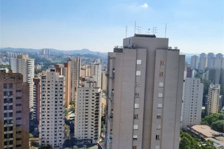 Apartamento à venda com 3 suítes em Vila Suzana, São Paulo, SP