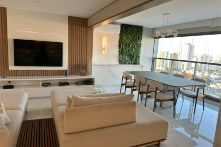 Apartamento de alto padrão com 108 m², 3 dormitórios, 1 suíte, varanda gourmet, planejados, lazer completo e próximo ao Metrô Alto do Ipiranga.