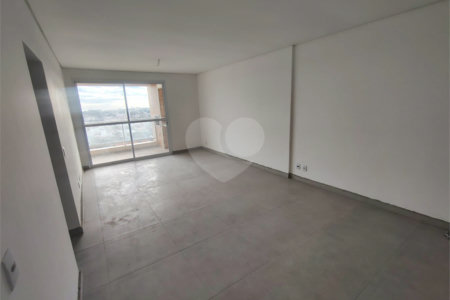 Apartamento com 3 quartos e 1 Suíte Condomínio Completo