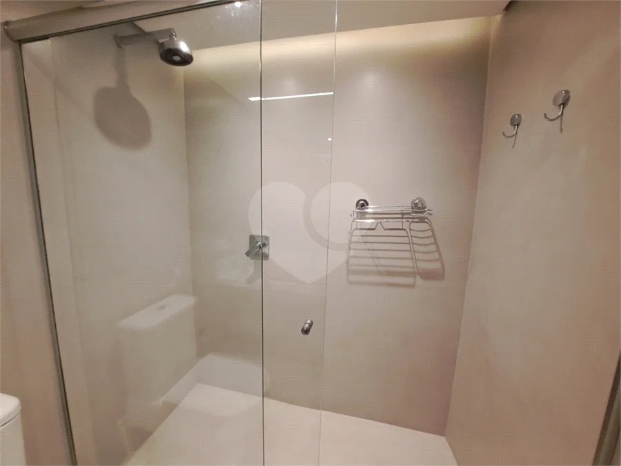 Apartamento mobiliado de 85 m² no Itaim Bibi | 3 dormitórios, 1 suíte e 1 vaga