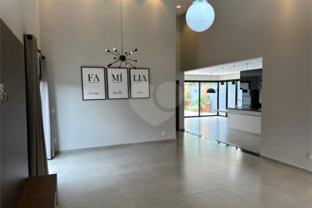Apartamento Condomínio Montreal