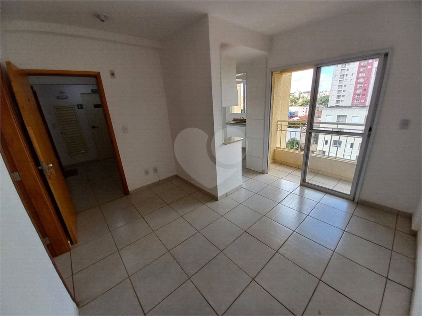 Apartamento no Condomínio Veneza