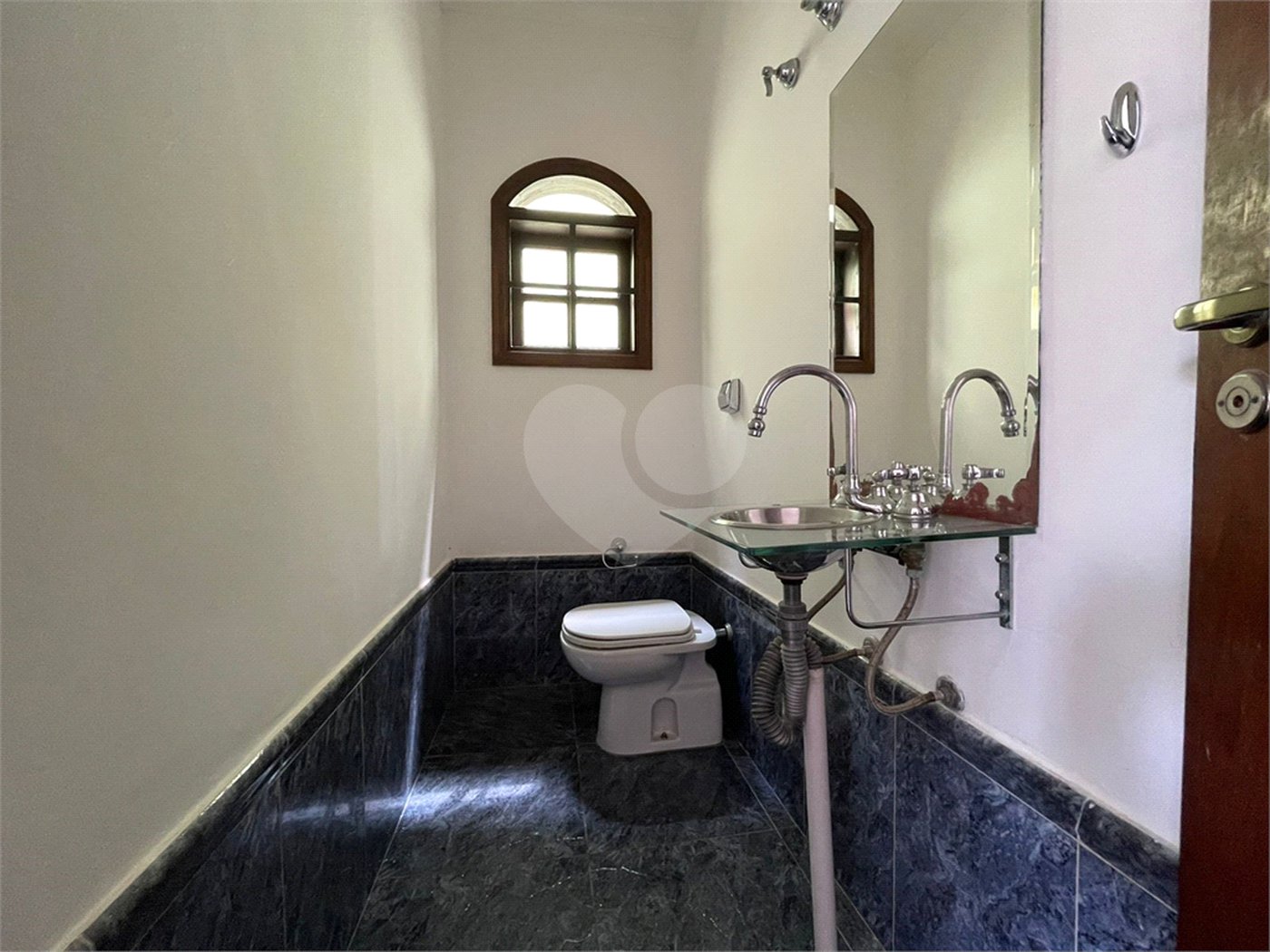 Casa à venda com 4 quartos, sendo 2 suítes,  em Jardim Pagliato, Sorocaba, SP