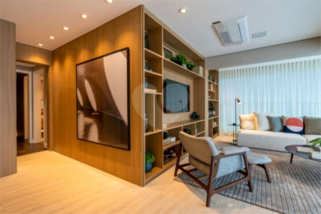 Apartamento à venda com 3 quartos, sendo 2 suítes, em Moema, São Paulo, SP