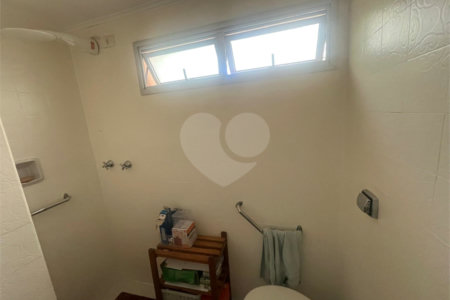 Apartamento à venda com 3 quartos, sendo 2 suítes,  em Jardim Paulista, São Paulo, SP
