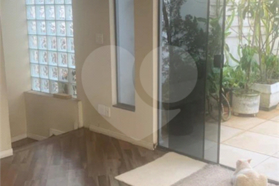 Sobrado à venda com 4 quartos, sendo 1 suíte, em Tremembé, São Paulo, SP