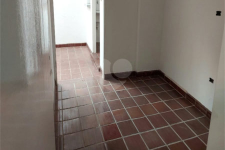 Sobrado à venda com 3 quartos, sendo 2 suítes, em Vila Paulicéia, São Paulo, SP