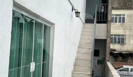 Sobrado à venda com 7 quartos, sendo 1 suíte,  em Americanópolis, São Paulo, SP