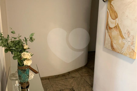 Apartamento à venda com 4 quartos, sendo 1 suíte, em Chácara Santo Antônio, São Paulo, SP
