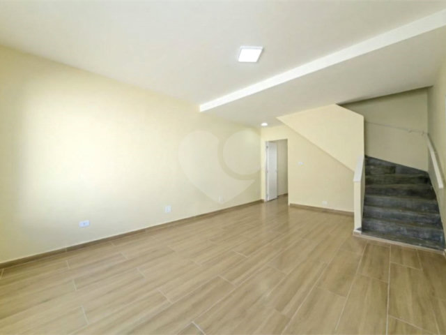 Casa à venda com 2 quartos no condomínio Indiana, São Paulo - SP