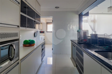 Apartamento à venda com 3 quartos, sendo 2 suítes,  em Cidade Monções, São Paulo, SP
