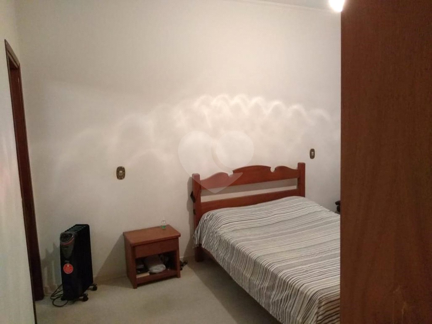 Casa à venda com 3 quartos, sendo 1 suíte, no Centro, Vinhedo, SP