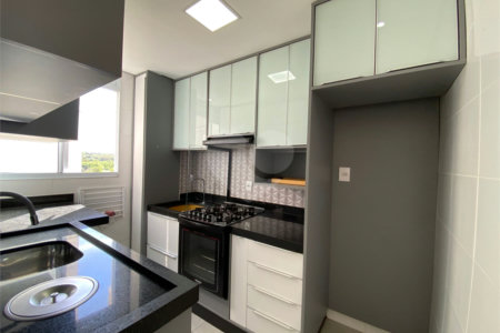 Apartamento à venda com 2 quartos em Glória, Várzea Grande, MT