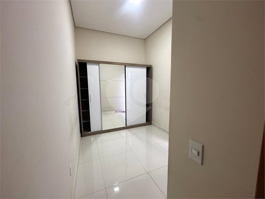 Casa à venda com 3 quartos, sendo 1 suíte, em Jardim Residencial Veneza, Indaiatuba, SP