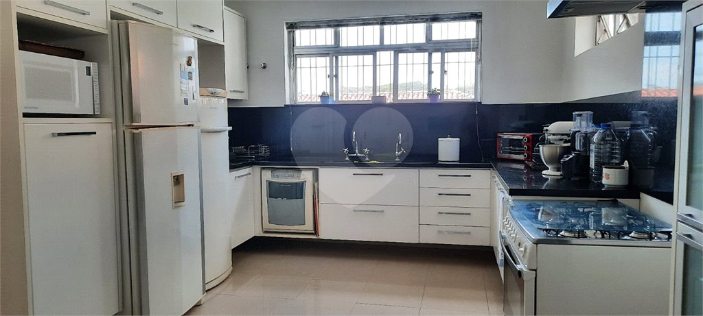 Casa à venda ou para alugar com 3 suítes em Alto da Lapa, São Paulo, SP