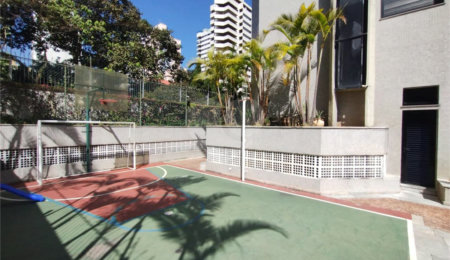 Apartamento à venda com 5 quartos, sendo 2 suítes, em Aclimação, São Paulo, SP