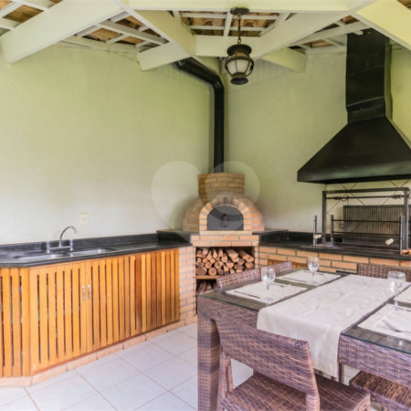 Casa à venda com 4 quartos, sendo 3 suítes, em Brooklin, São Paulo, SP